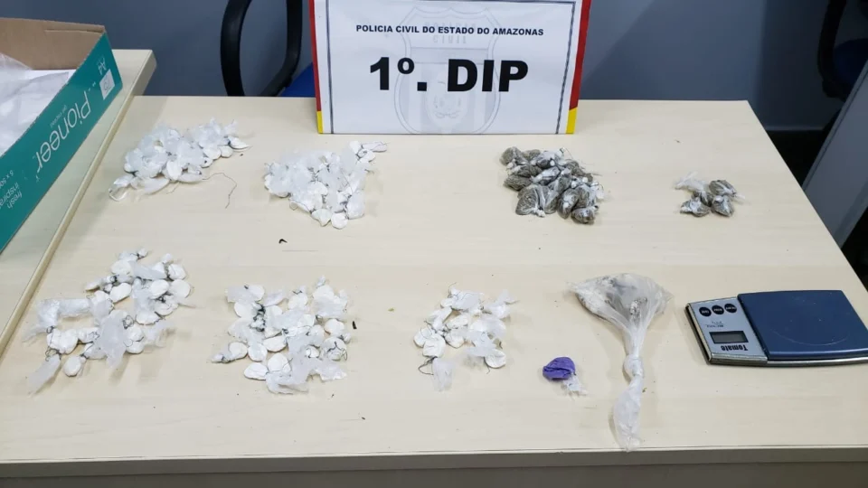 Polícia prende homem que comercializava drogas na Praça 14