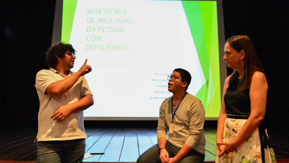 SEC inicia Curso de Libras no Cine Teatro Guarany