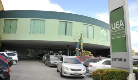 UEA lançará edital para contratações de novos professores no AM