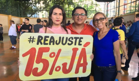 Paralisação: professores prometem parar nos três turnos nesta terça-feira (2)