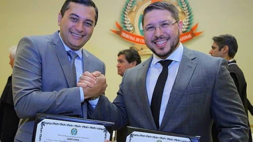 Wilson fortalece Almeida e exonera secretários extraordinários