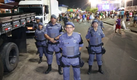 Polícia esteve presente em 26 bandas na capital na terça-feira de Carnaval