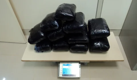 Federal prende mulheres com 11kg de drogas no aeroporto de Manaus