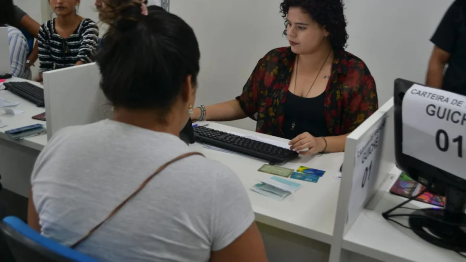 83 vagas de emprego disponíveis nesta segunda-feira (25/3), escolha a sua