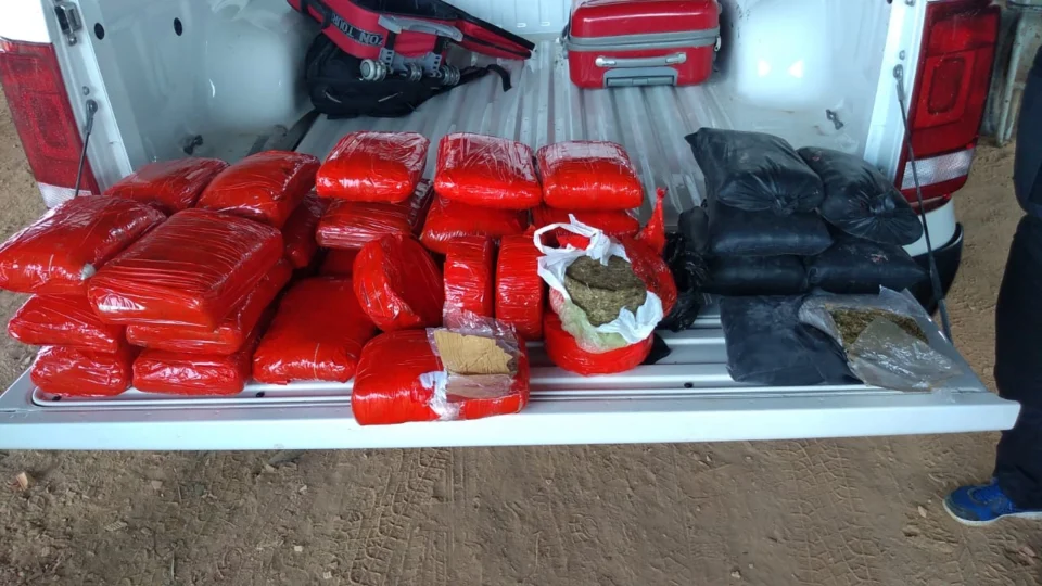 Mulher é presa com 37 kg de droga no interior do Amazonas