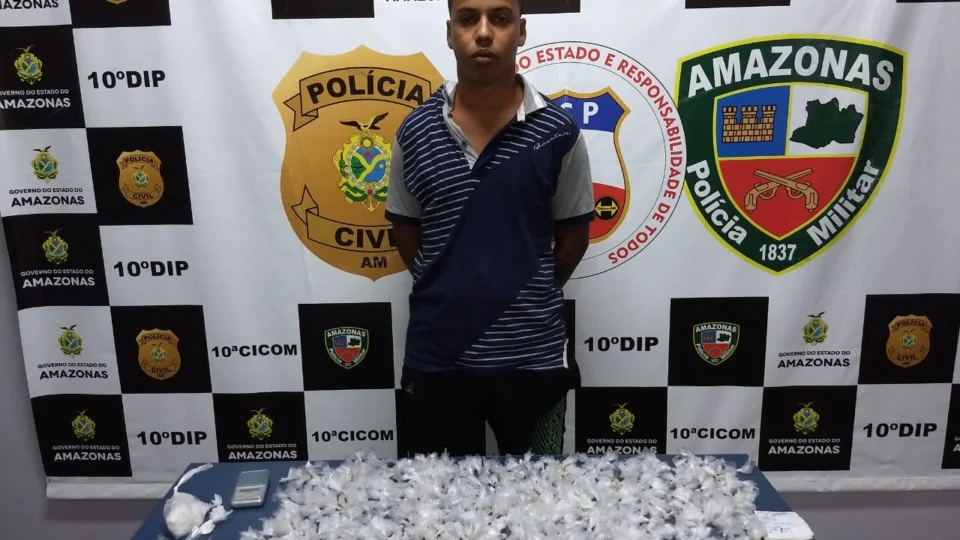 Jovem de 18 anos é preso ao traficar drogas no Alvorada