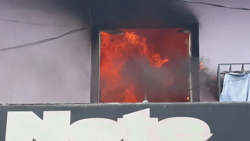 Incêndio em residência na Alameda Cosme Ferreira