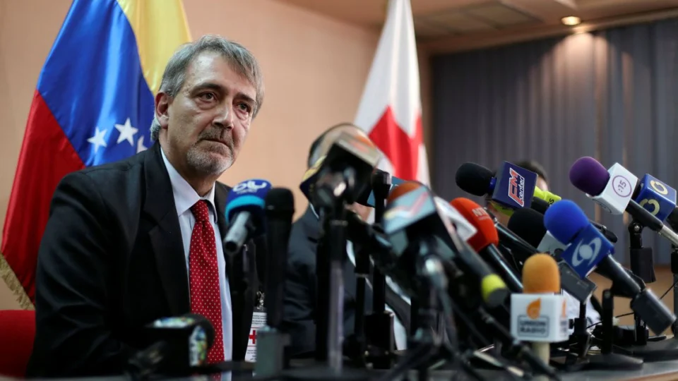 Cruz Vermelha doa 4 toneladas de medicamentos para a Venezuela