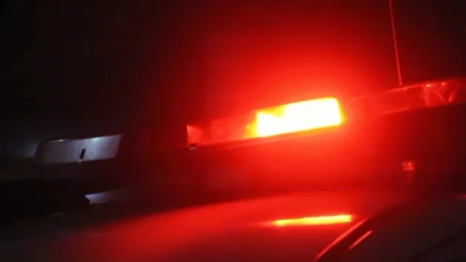 Corpo de homem morto a facadas é encontrado em ramal