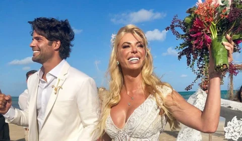 Modelo desaparece no mar ao tentar salvar os cachorros; marido viu a esposa afundar