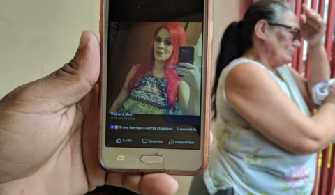 ‘Entreguei minha filha nas mãos de um assassino’, diz mãe da jovem vítima de feminicídio