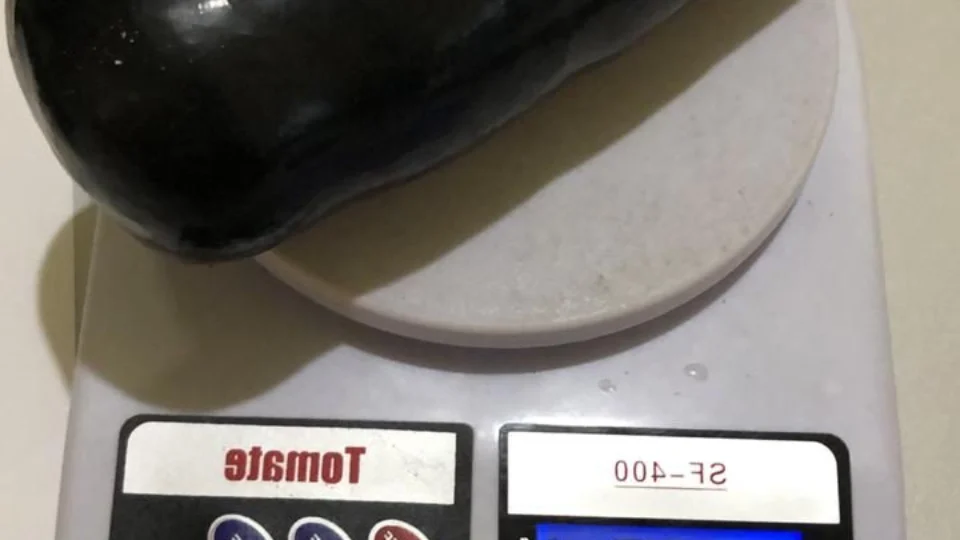 Mulher tenta entrar no Compaj com 700 gramas de drogas nas partes íntimas