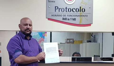 Servidores entram com representação contra a Prefeitura de Manaus