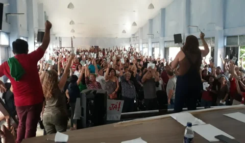 Assembléia dos professores não aceita proposta de 5% feita pela SEMED