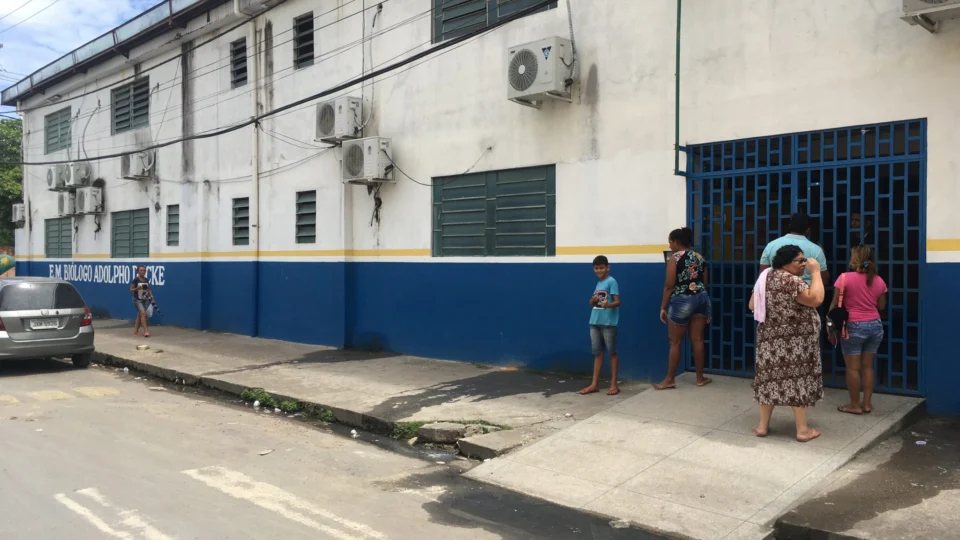 Falta de professores tem prejudicado alunos do bairro Cidade de Deus