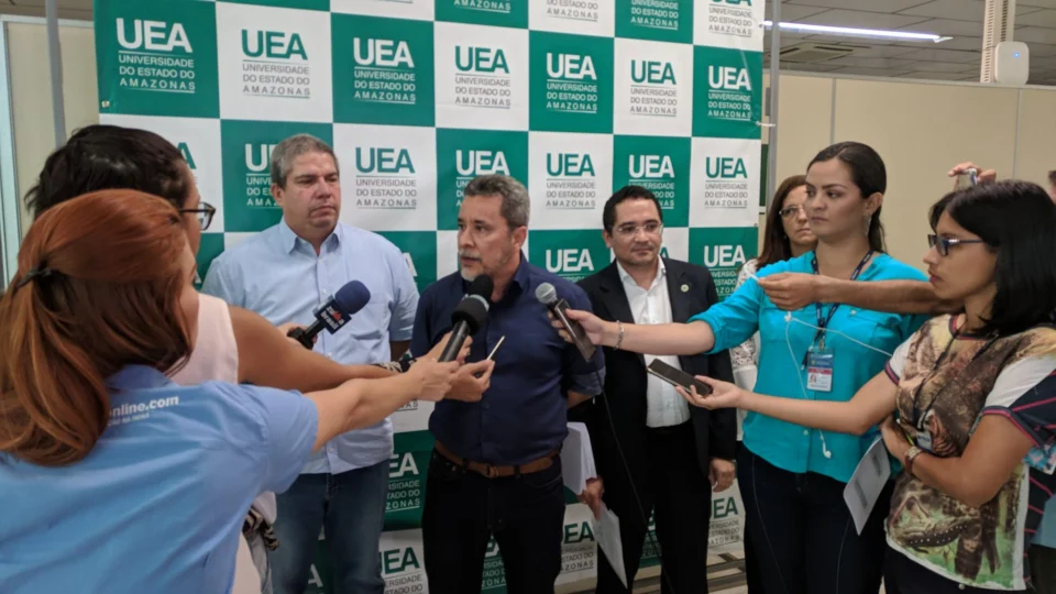 UEA abre concurso com 63 vagas para professores no Amazonas