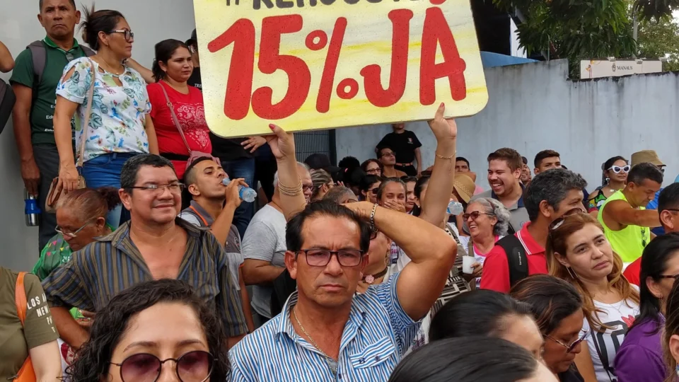 Sinteam marca assembleia para próxima terça (10) e sinaliza possível greve