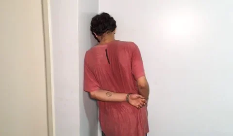 Homem é preso ao roubar pela segunda vez a mesma empresa