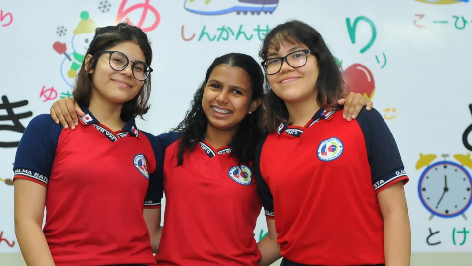 Alunas do Amazonas são finalistas em prêmio da Fundação Japão Vídeo