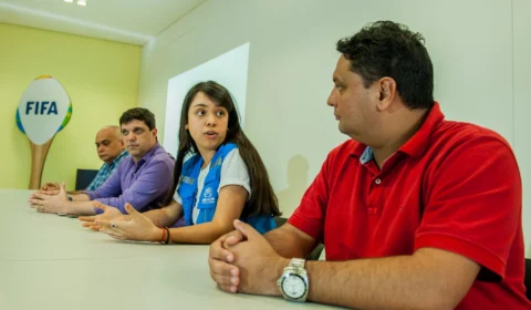 Duelo entre ‘Lendas do Flamengo e Amigos do Iranduba’ doará alimentos a venezuelanos