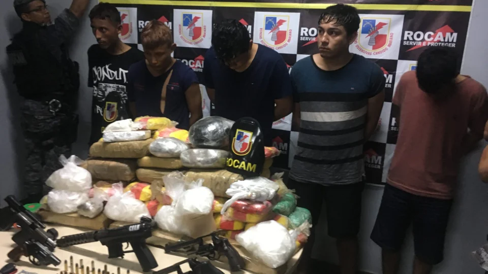 Rocam desarticula quadrilha de tráfico de drogas no bairro Alvorada 1