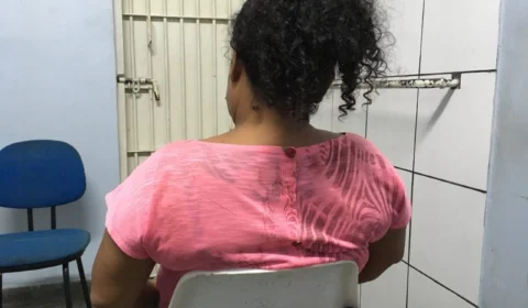 Mulher é vítima de tentativa de estupro em parada de ônibus na zona Norte