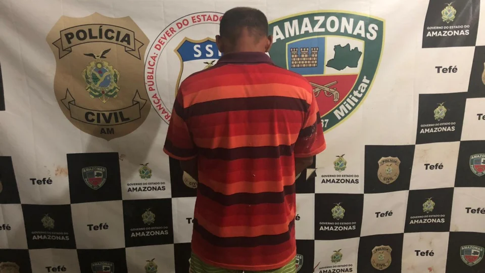 Homem é preso denunciado por estuprar e engravidar as enteadas em Tefé