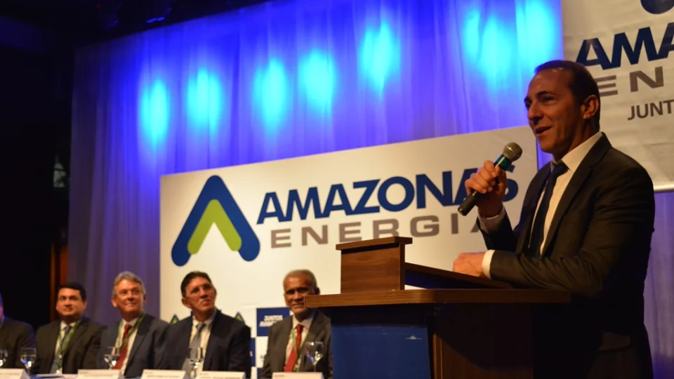 Grupo Oliveira assume distribuição de energia para todo o Amazonas