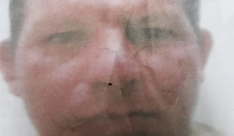 Homem diz para mulher que viajar e desaparece em Porto de Manaus