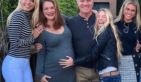 Pai de Caroline Bittencourt pula no mar para resgatar o corpo da filha