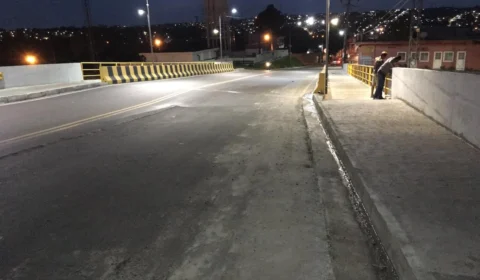 Após denúncia, Seinfra realiza obra em passagem de nível que estava cedendo