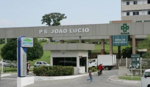 Jovem é alvejado com 4 tiros durante tentativa de homicídio enquanto catava latinhas no bairro Compensa 2