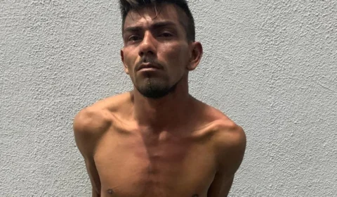 Com tornozeleira eletrônica, detento é preso por furto em escola de samba