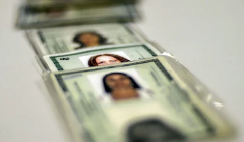 STF valida lei que permite emissão de carteira de identidade e documento de veículos em cartórios