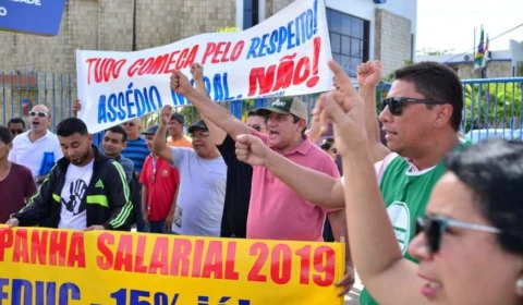 URGENTE: Professores entram em greve na próxima segunda (15)