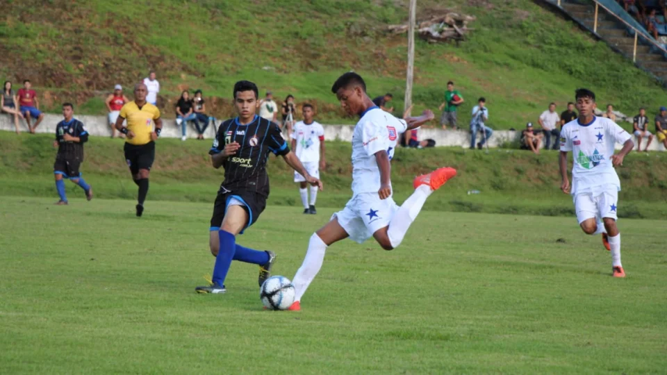 Nacional goleia Real Manaus por 10 a 0