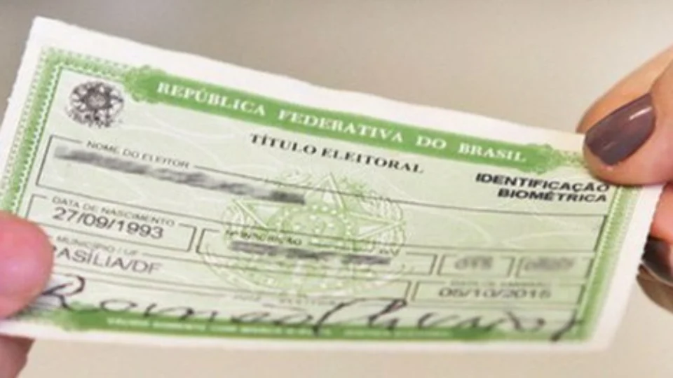 Eleitores faltosos que não regularizarem até 6 de maio poderão ter o título cancelado