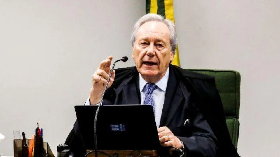 Ministro do STF marca presença em Congresso dos Magistrados do AM