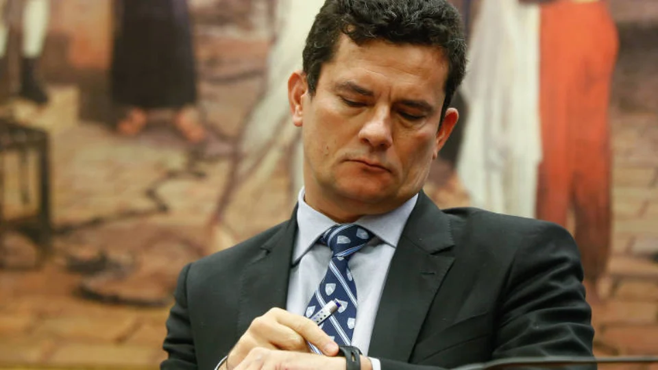 Moro diz que mercado deve dar oportunidade a presidiários e ex-presidiários