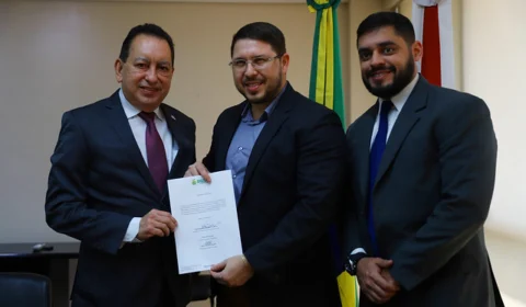 TJAM assina termo de migração da folha de pagamento de inativos para o Amazonprev