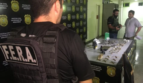 Bandidos armados com fuzil morrem durante troca de tiros com a polícia