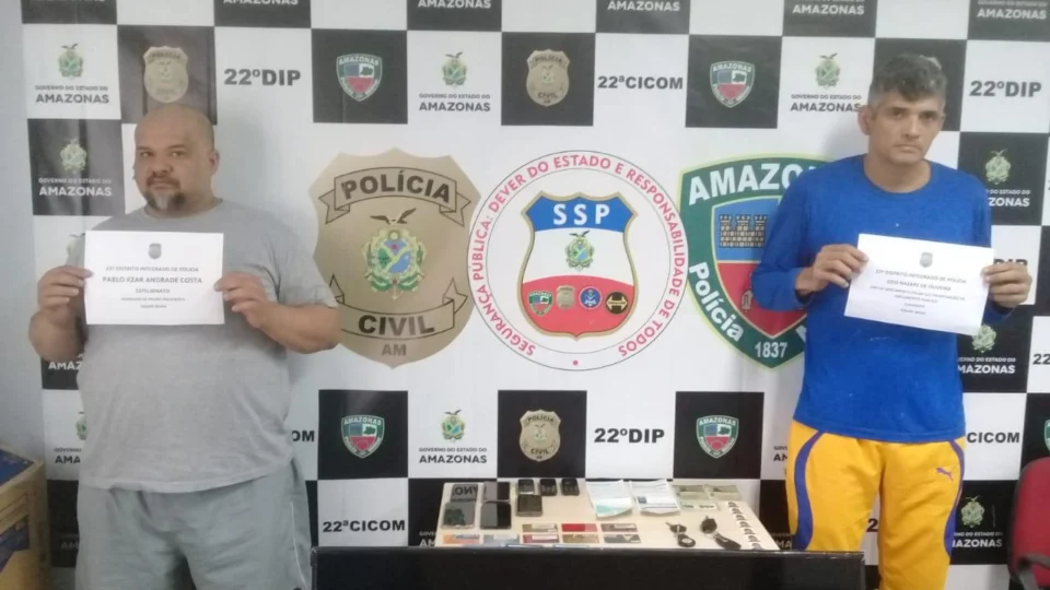 Dupla é presa porfalsificação de documentos no AM