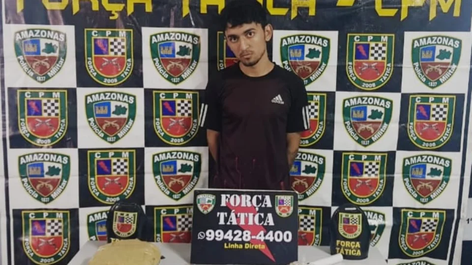 Após denúncia anônima jovem é preso com drogas no Japiim