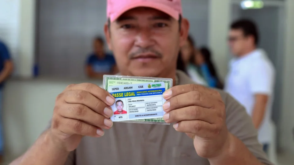 Mais de 280 pessoas com deficiência são contempladas com o Passe Legal