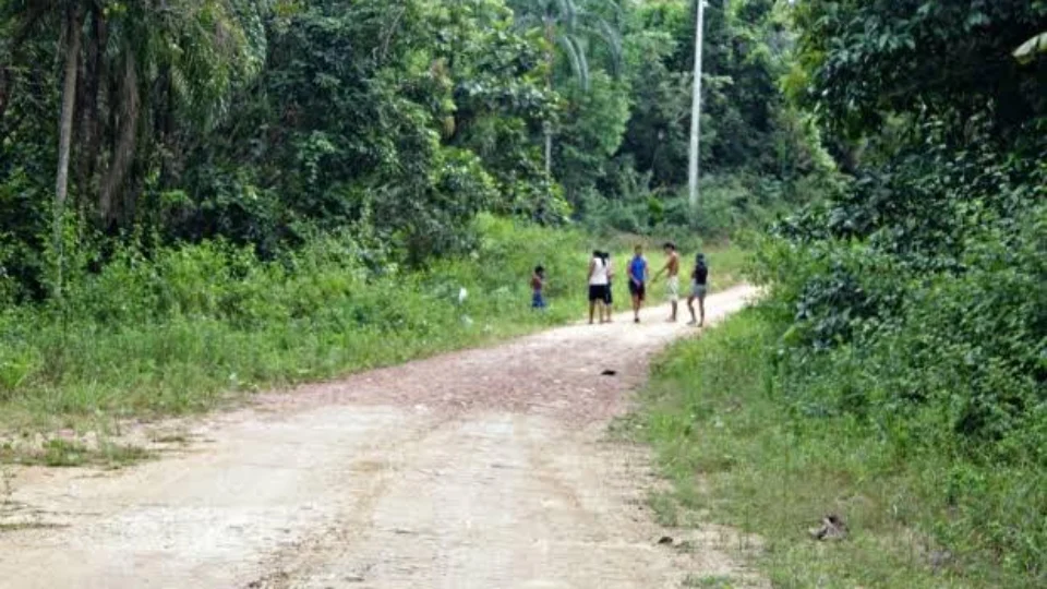 Corpo de homem é encontrado com marcas de tiros no ramal do Pau Rosa