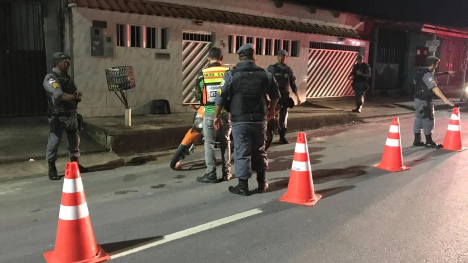 Polícia Militar da respostas a população que pediu mais segurança no núcleo 5