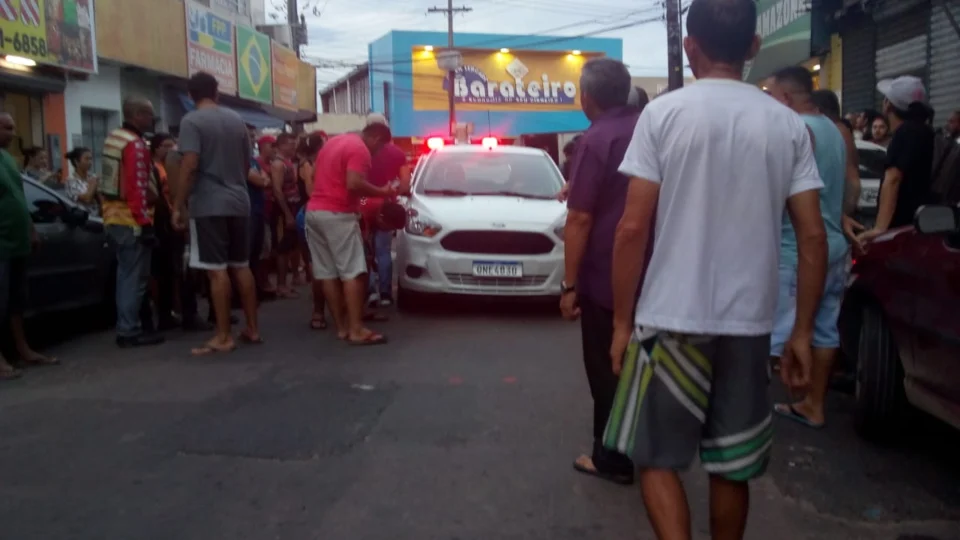 Durante perseguição, homens são presos após realizarem assaltos no Lírio do Vale