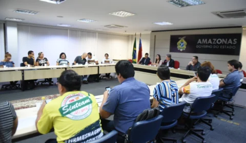 Governo cria proposta de reajuste para educação da rede estadual