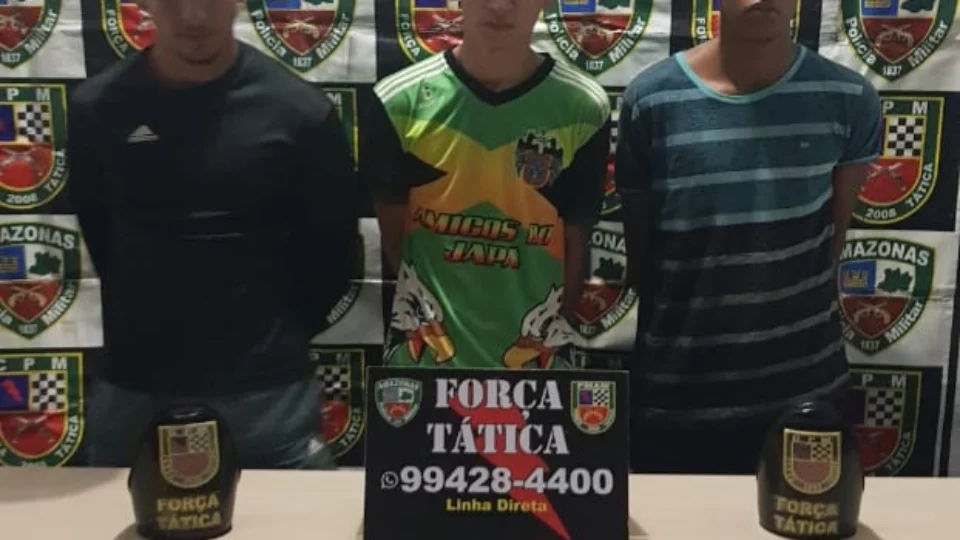 Trio é preso durante arrastão com carro roubado na avenida Autaz Mirim