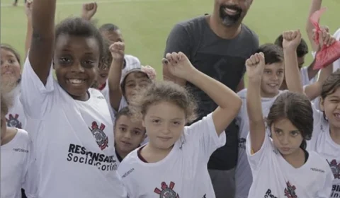Ex-jogadores do Corinthians fazem jogo beneficente neste sábado em Manaus